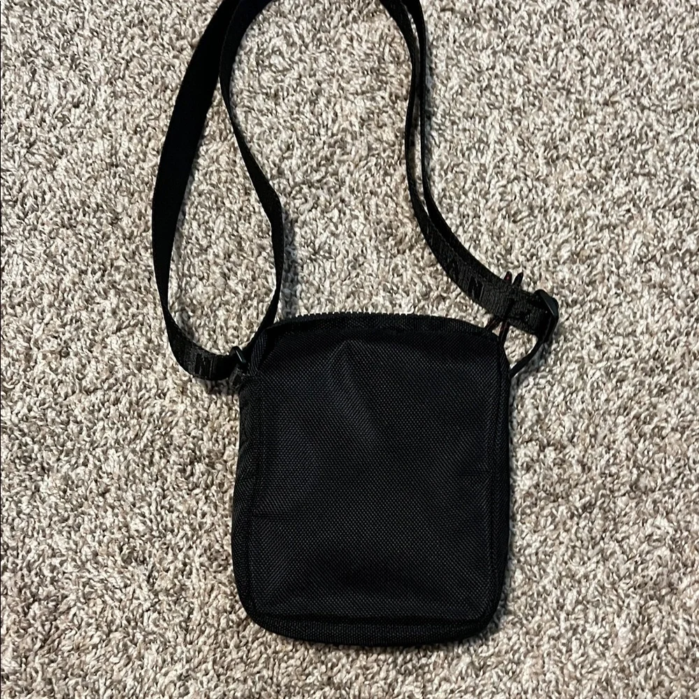 Jordan Compact Black Messenger Bag with Red Logo - Picture 3 of 5